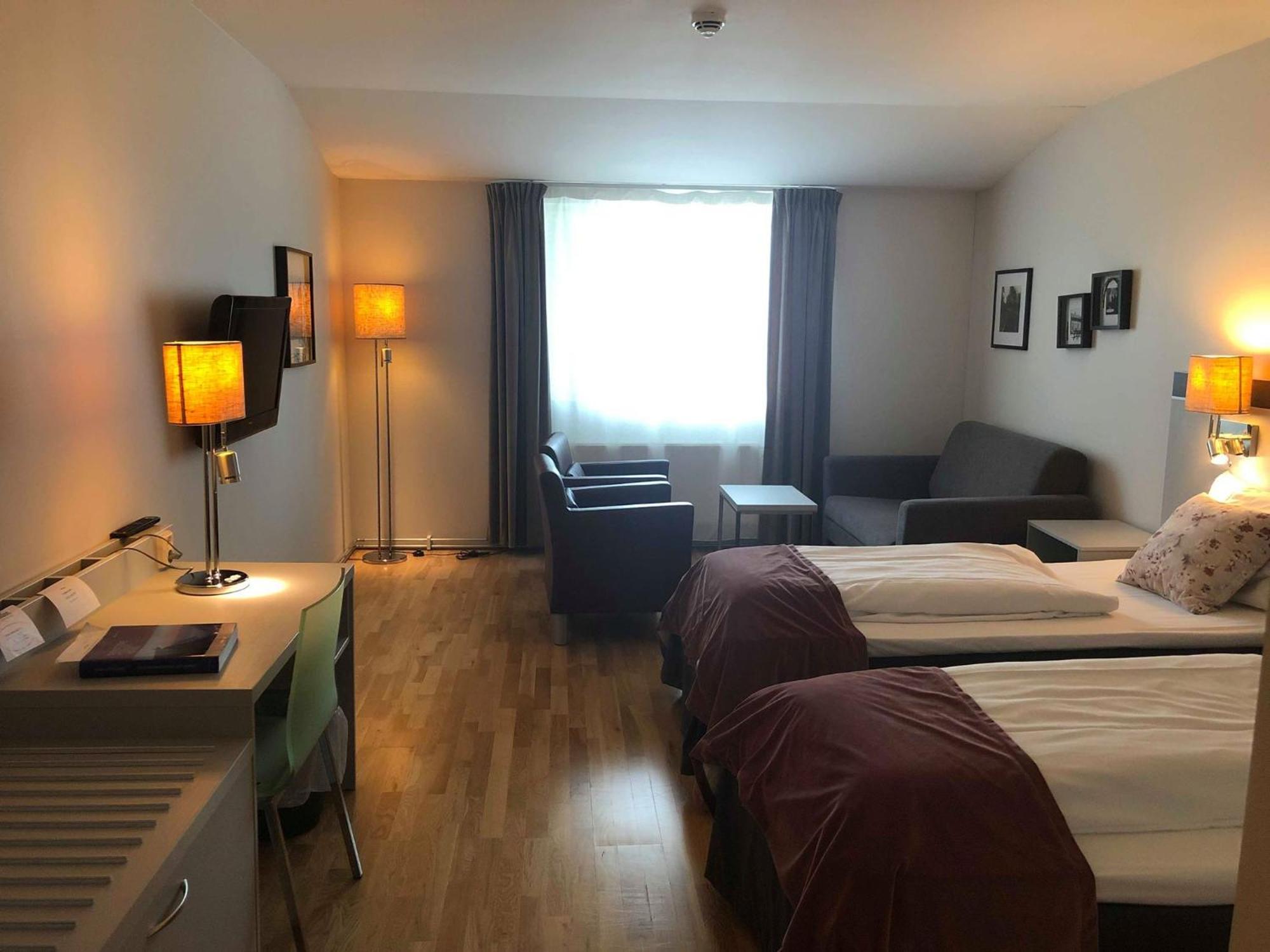 Skaslien & Hotell